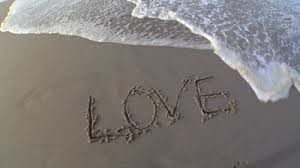 Love in sand